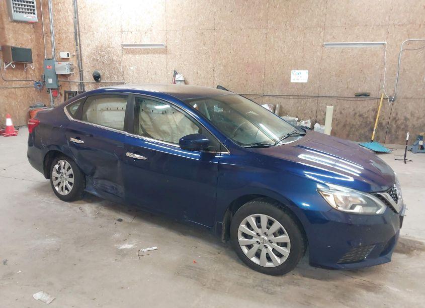2017 Nissan Sentra SV (VIN 3N1AB7AP8HY402775) main photo