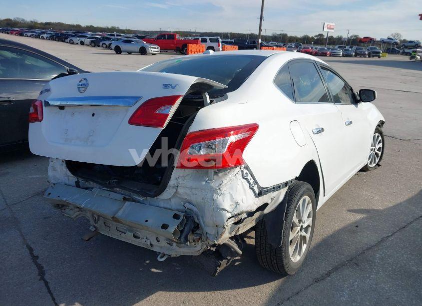 Photo 4 of 2018 Nissan Sentra SV (VIN 3N1AB7AP8JL606737)