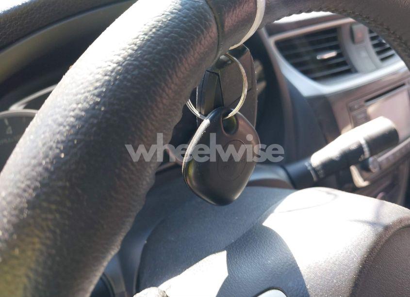 Photo 11 of 2018 Nissan Sentra SV (VIN 3N1AB7AP8JL628303)