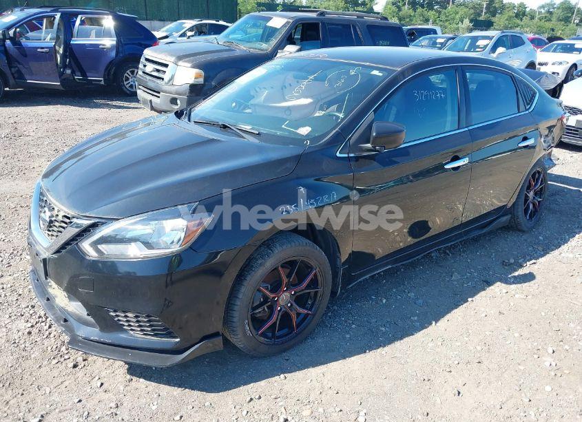 Photo 2 of 2018 Nissan Sentra SV (VIN 3N1AB7AP8JL628303)