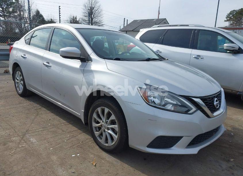 2018 Nissan Sentra SV (VIN 3N1AB7AP8JL638961) main photo