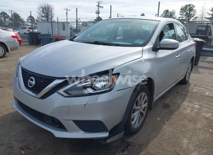 Photo 2 of 2018 Nissan Sentra SV (VIN 3N1AB7AP8JL638961)