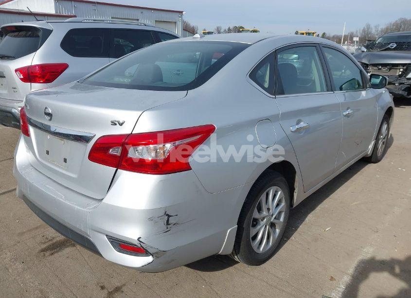 Photo 4 of 2018 Nissan Sentra SV (VIN 3N1AB7AP8JL638961)