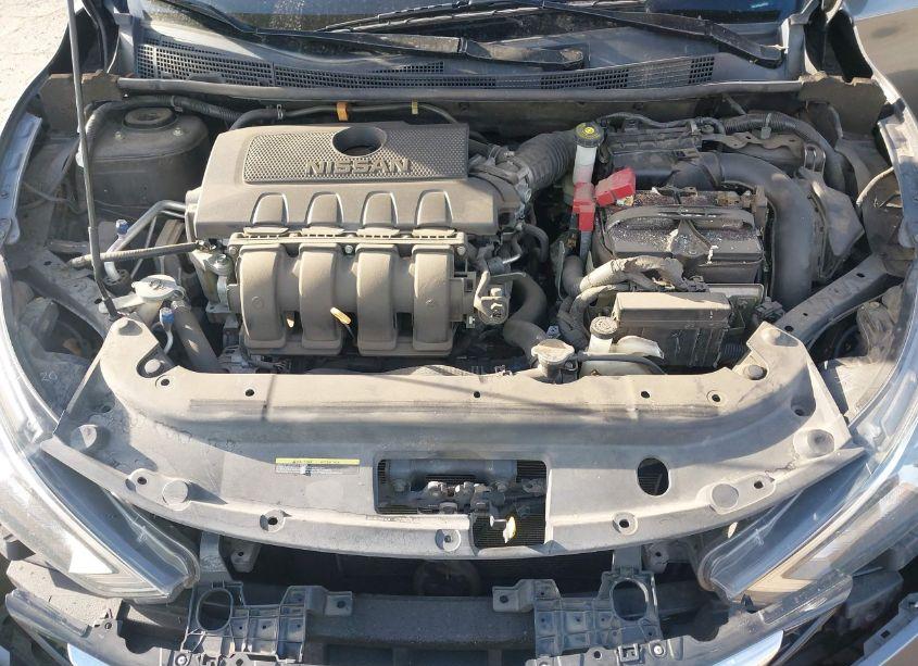 Photo 10 of 2018 Nissan Sentra SV (VIN 3N1AB7AP8JL646638)