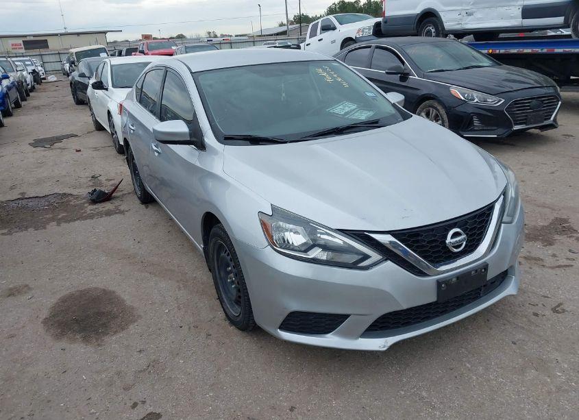 2018 Nissan Sentra S (VIN 3N1AB7AP8JY216384) main photo