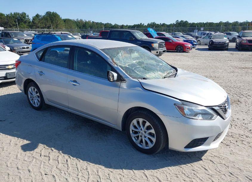 2018 Nissan Sentra SV (VIN 3N1AB7AP8JY225845) main photo