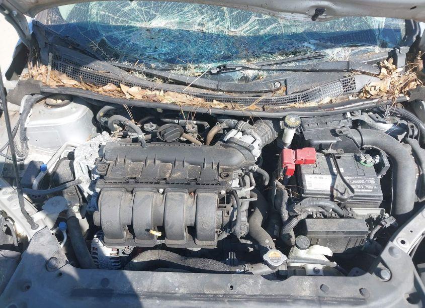 Photo 10 of 2018 Nissan Sentra SV (VIN 3N1AB7AP8JY225845)