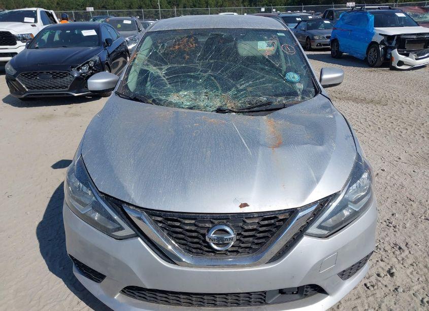Photo 12 of 2018 Nissan Sentra SV (VIN 3N1AB7AP8JY225845)