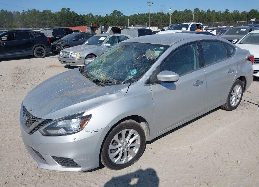 Photo 2 of 2018 Nissan Sentra SV (VIN 3N1AB7AP8JY225845)