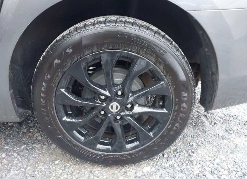 Photo 12 of 2018 Nissan Sentra S (VIN 3N1AB7AP8JY248963)