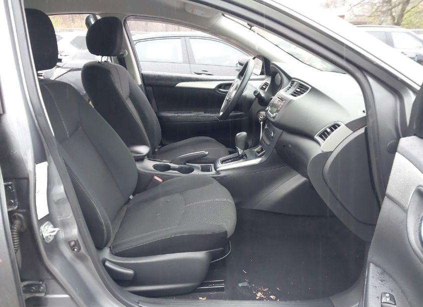 Photo 5 of 2018 Nissan Sentra S (VIN 3N1AB7AP8JY248963)