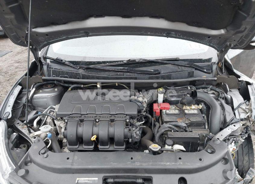 Photo 10 of 2018 Nissan Sentra SR (VIN 3N1AB7AP8JY254262)