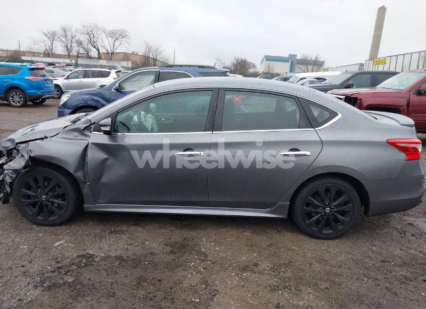 Photo 14 of 2018 Nissan Sentra SR (VIN 3N1AB7AP8JY254262)