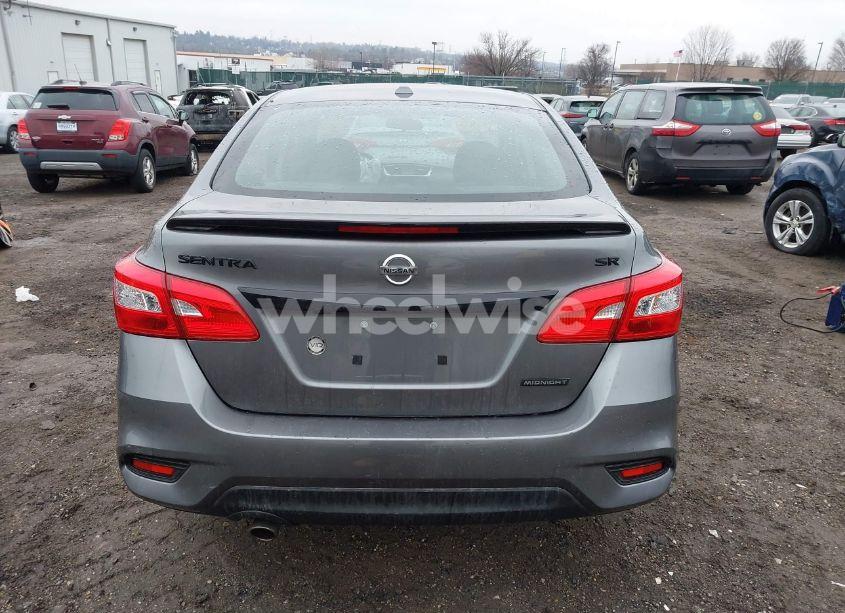 Photo 16 of 2018 Nissan Sentra SR (VIN 3N1AB7AP8JY254262)