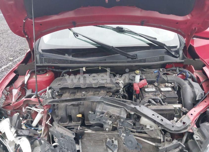 Photo 10 of 2018 Nissan Sentra SV (VIN 3N1AB7AP8JY254312)