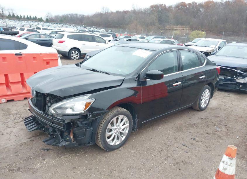 Photo 2 of 2018 Nissan Sentra SV (VIN 3N1AB7AP8JY261504)