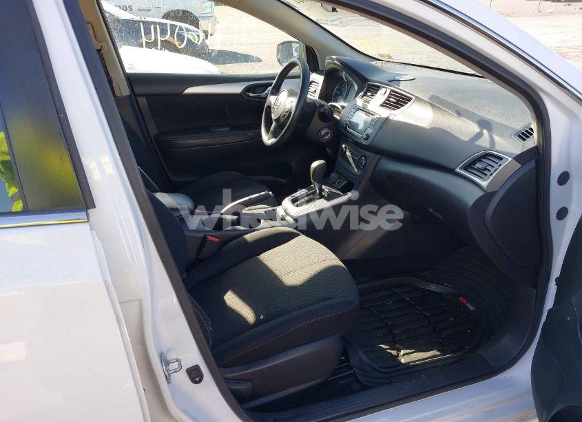 Photo 5 of 2018 Nissan Sentra S (VIN 3N1AB7AP8JY270011)