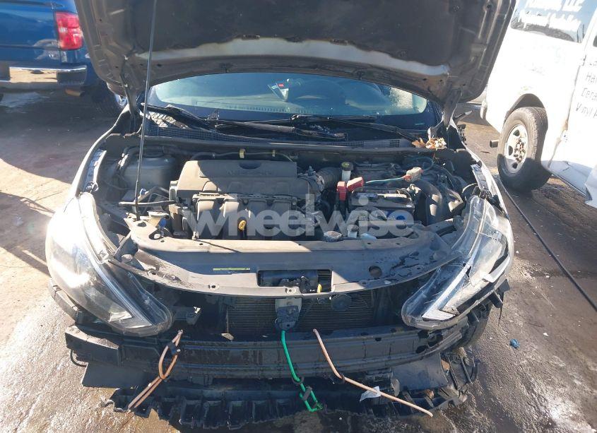 Photo 9 of 2018 Nissan Sentra S (VIN 3N1AB7AP8JY271515)