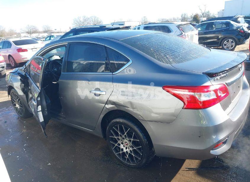 Photo 13 of 2018 Nissan Sentra S (VIN 3N1AB7AP8JY271515)