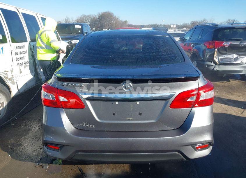 Photo 15 of 2018 Nissan Sentra S (VIN 3N1AB7AP8JY271515)