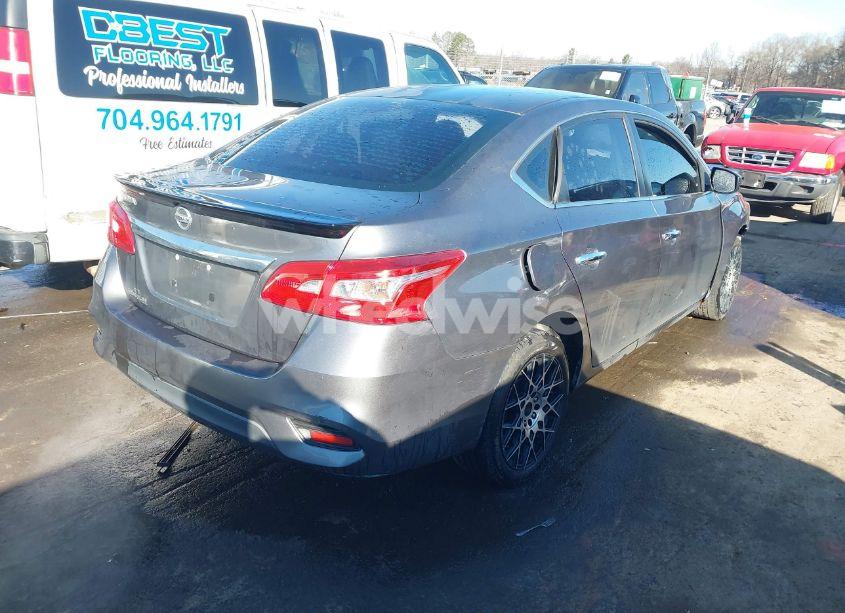 Photo 4 of 2018 Nissan Sentra S (VIN 3N1AB7AP8JY271515)