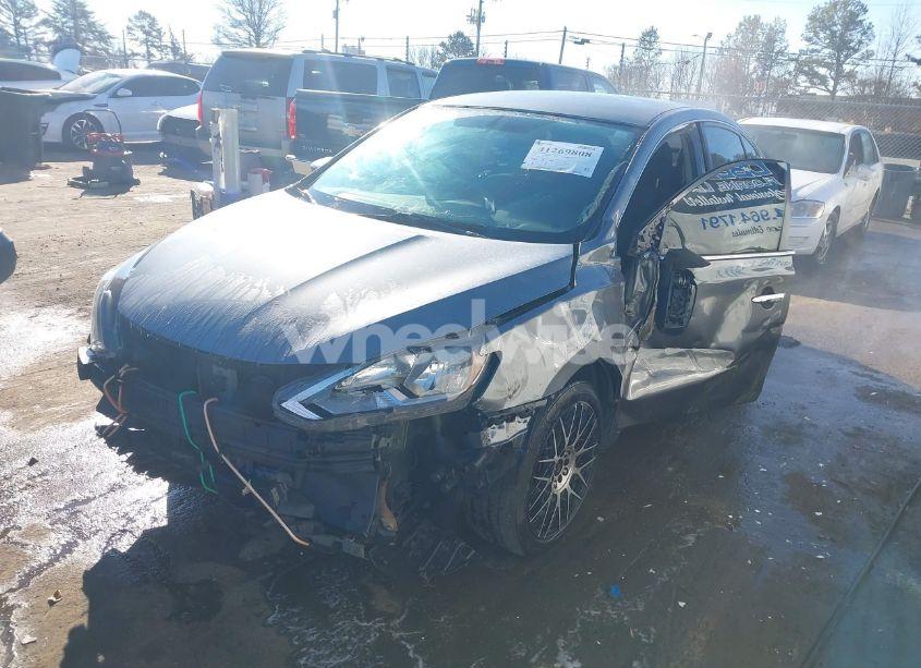 Photo 6 of 2018 Nissan Sentra S (VIN 3N1AB7AP8JY271515)