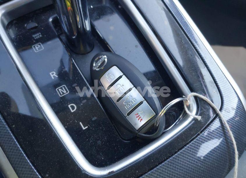 Photo 11 of 2018 Nissan Sentra SR (VIN 3N1AB7AP8JY279758)