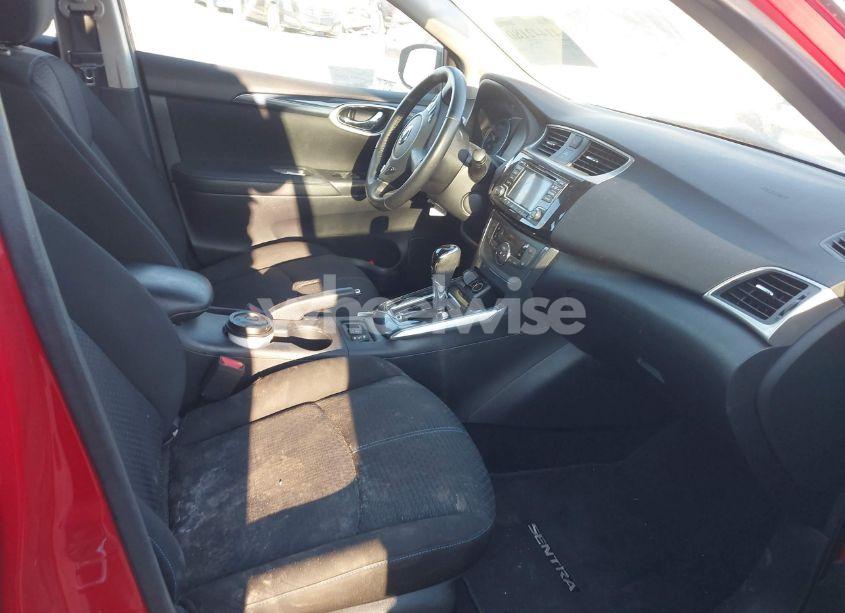 Photo 5 of 2018 Nissan Sentra SR (VIN 3N1AB7AP8JY279758)