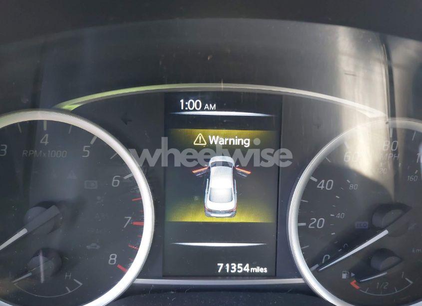 Photo 7 of 2018 Nissan Sentra SR (VIN 3N1AB7AP8JY279758)