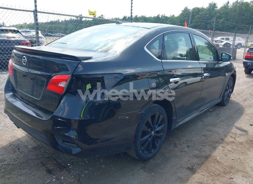 Photo 4 of 2018 Nissan Sentra SR (VIN 3N1AB7AP8JY284569)