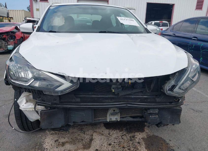 Photo 12 of 2018 Nissan Sentra S (VIN 3N1AB7AP8JY296737)