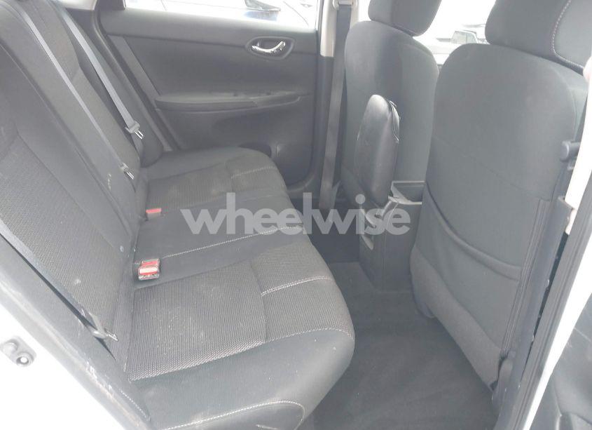 Photo 8 of 2018 Nissan Sentra S (VIN 3N1AB7AP8JY296737)