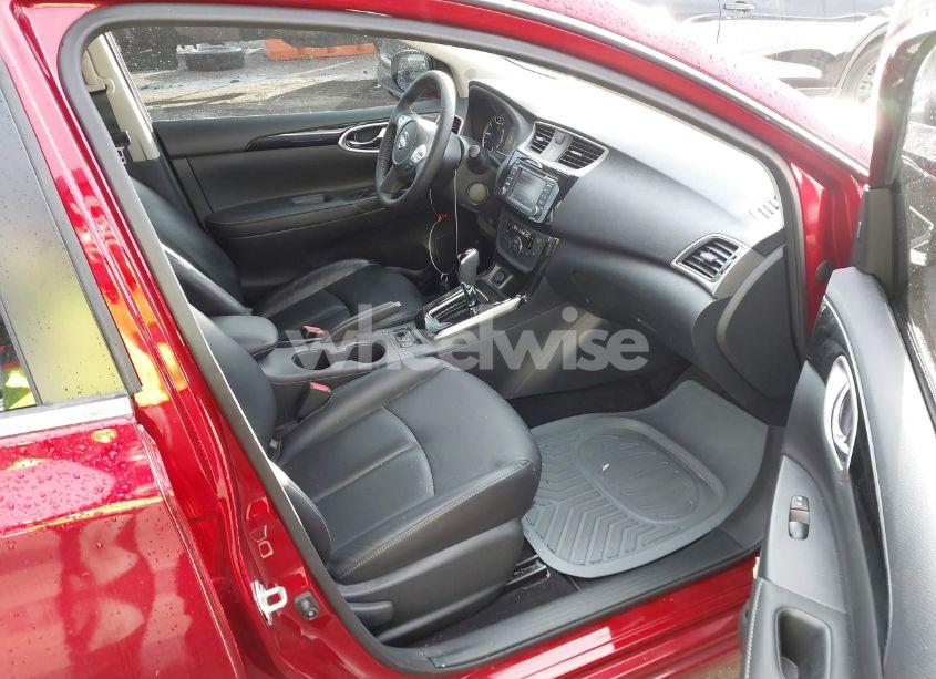 Photo 5 of 2018 Nissan Sentra SL (VIN 3N1AB7AP8JY305405)