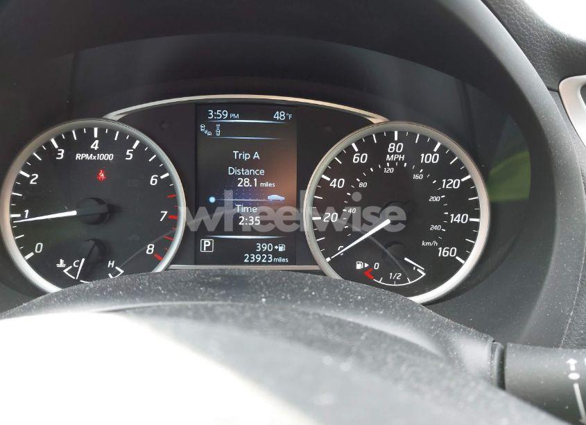 Photo 7 of 2018 Nissan Sentra SL (VIN 3N1AB7AP8JY305405)