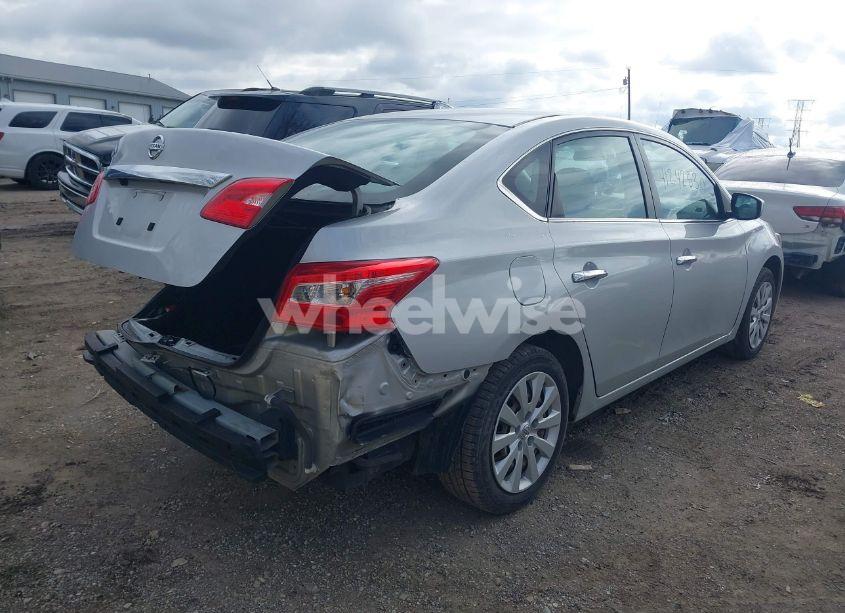 Photo 4 of 2018 Nissan Sentra S (VIN 3N1AB7AP8JY307218)