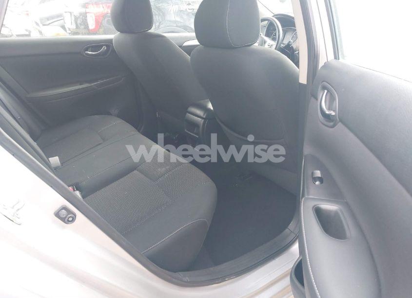 Photo 8 of 2018 Nissan Sentra S (VIN 3N1AB7AP8JY307218)