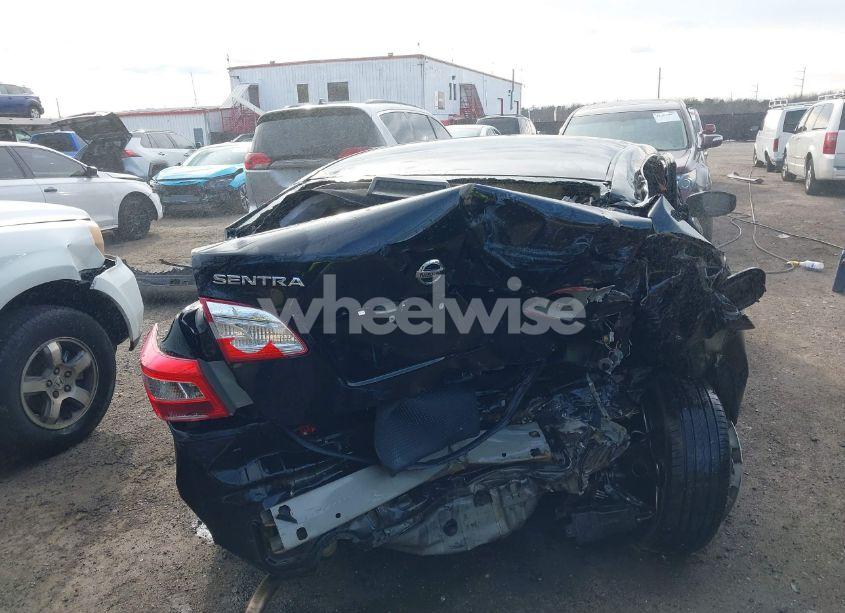 Photo 15 of 2018 Nissan Sentra S (VIN 3N1AB7AP8JY307798)
