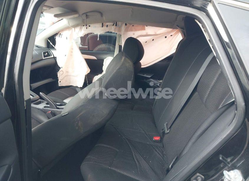 Photo 8 of 2018 Nissan Sentra S (VIN 3N1AB7AP8JY307798)