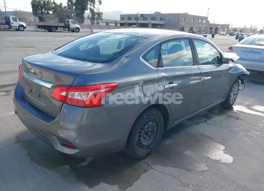 Photo 4 of 2018 Nissan Sentra S (VIN 3N1AB7AP8JY319157)