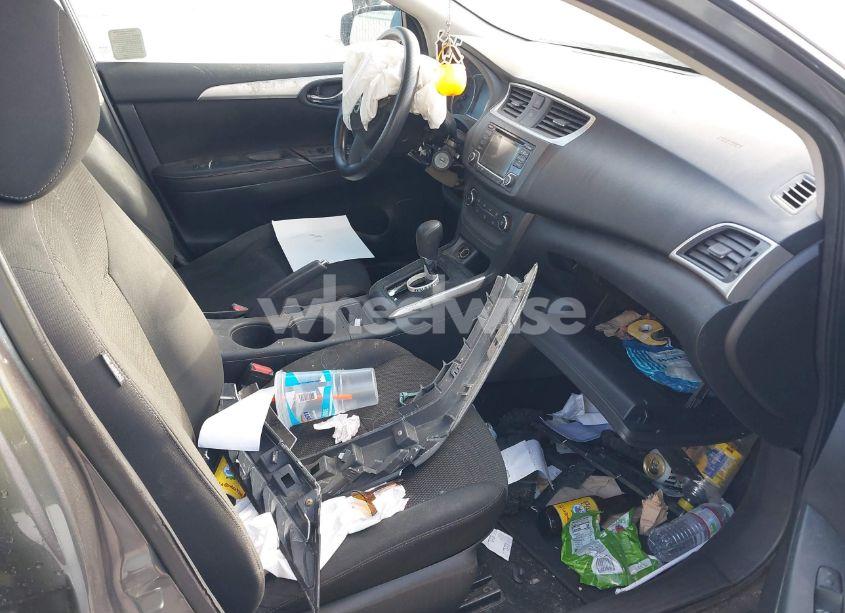 Photo 5 of 2018 Nissan Sentra S (VIN 3N1AB7AP8JY319157)