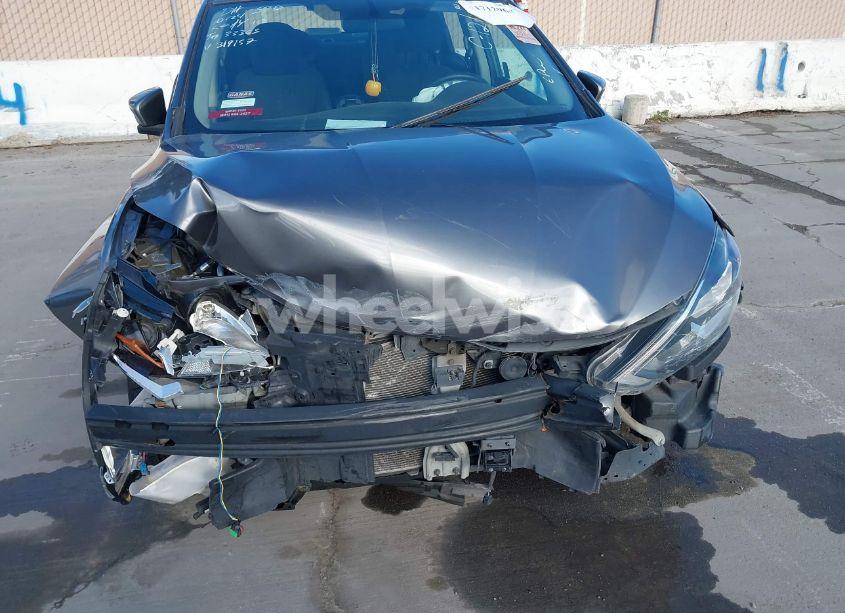 Photo 6 of 2018 Nissan Sentra S (VIN 3N1AB7AP8JY319157)