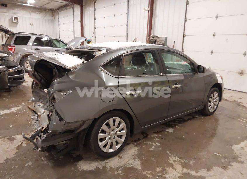 Photo 4 of 2018 Nissan Sentra S (VIN 3N1AB7AP8JY325086)
