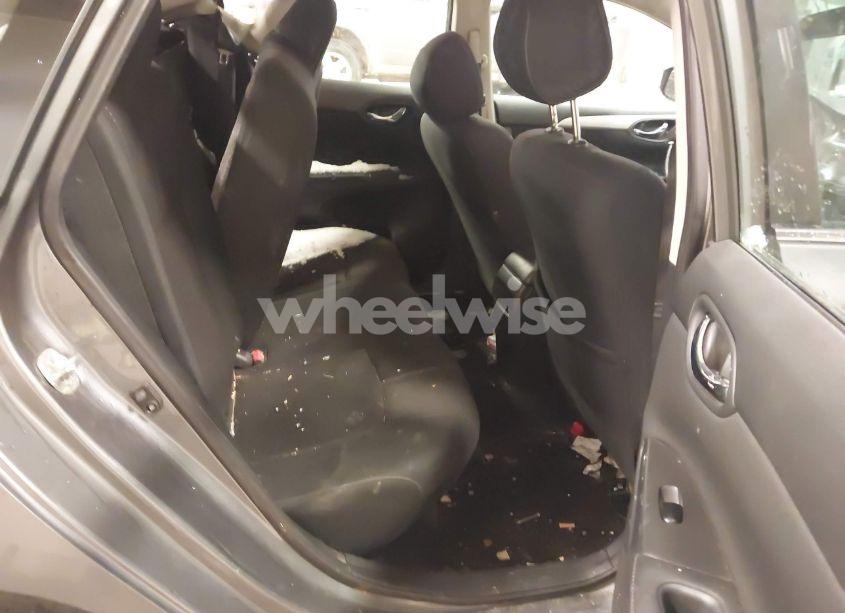 Photo 8 of 2018 Nissan Sentra S (VIN 3N1AB7AP8JY325086)