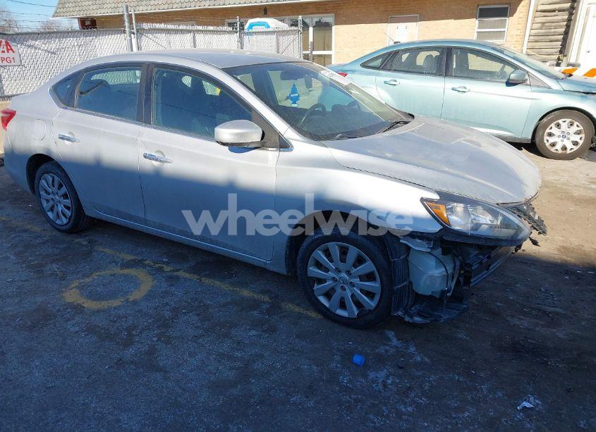2018 Nissan Sentra S (VIN 3N1AB7AP8JY325301) main photo