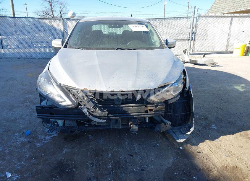Photo 13 of 2018 Nissan Sentra S (VIN 3N1AB7AP8JY325301)