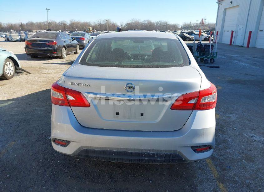 Photo 17 of 2018 Nissan Sentra S (VIN 3N1AB7AP8JY325301)
