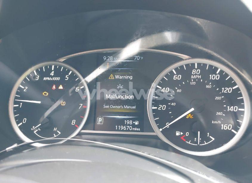 Photo 7 of 2018 Nissan Sentra S (VIN 3N1AB7AP8JY327579)