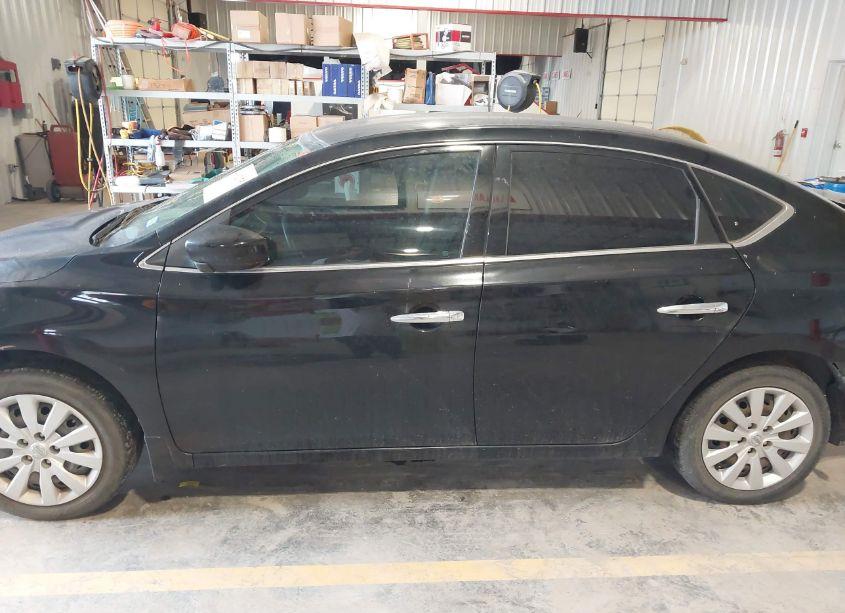 Photo 14 of 2018 Nissan Sentra S (VIN 3N1AB7AP8JY329185)