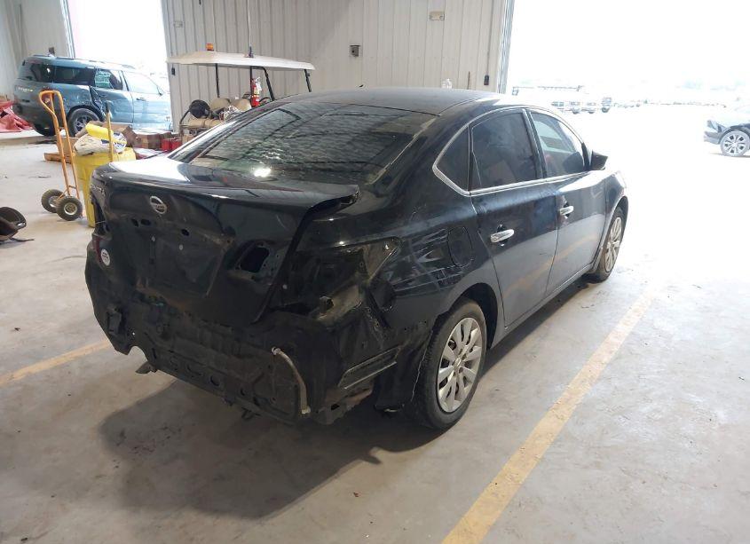 Photo 4 of 2018 Nissan Sentra S (VIN 3N1AB7AP8JY329185)
