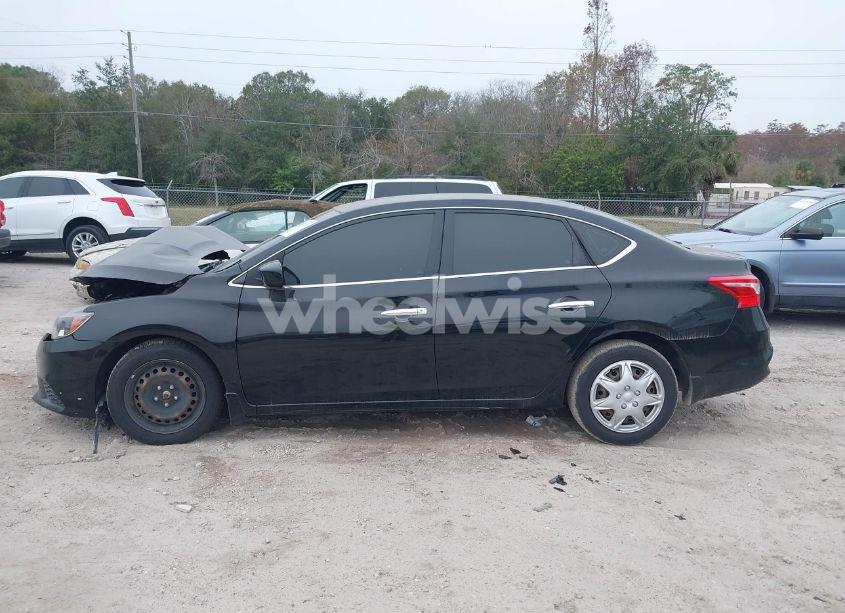 Photo 14 of 2018 Nissan Sentra S (VIN 3N1AB7AP8JY332345)
